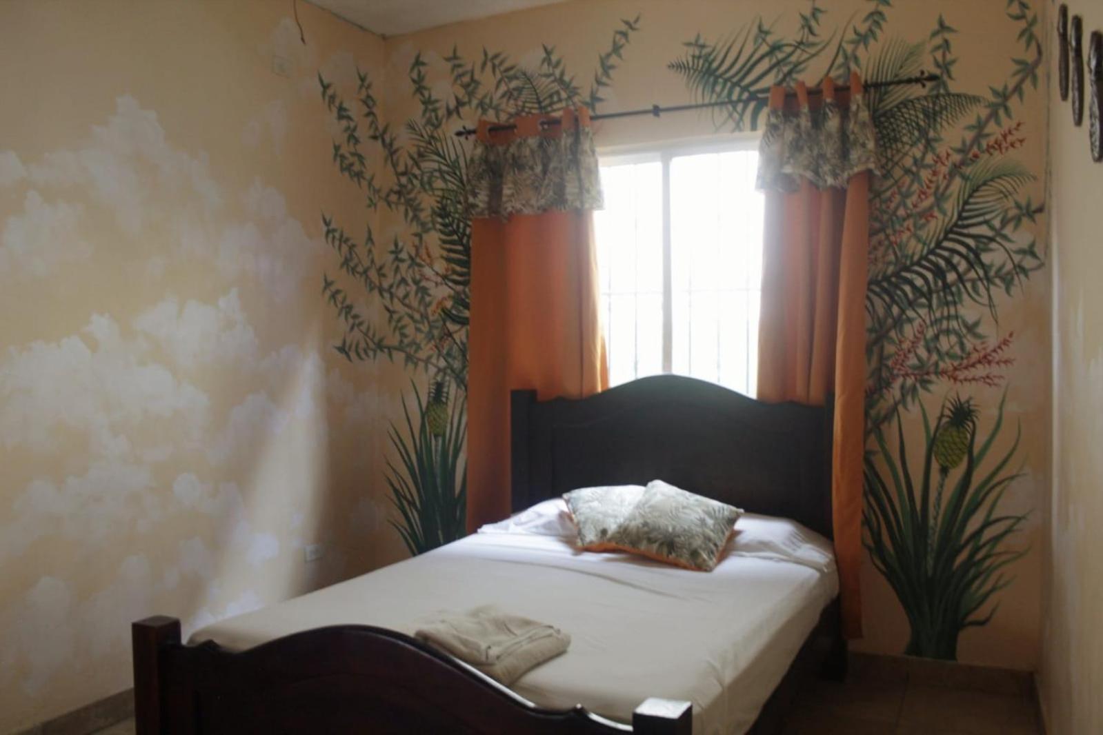Cataleya Hostel Бокас Екстер'єр фото